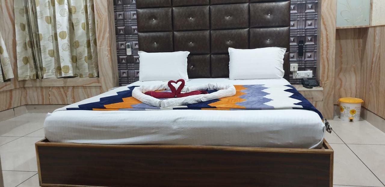 Maharaja Palace Hotel Rohtak Esterno foto